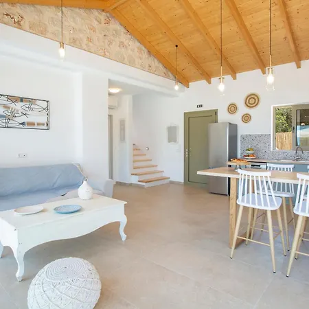 Skinos - Petrolithos Coastal Villa