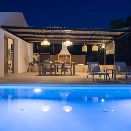 Villa Skinos - Petrolithos Coastal